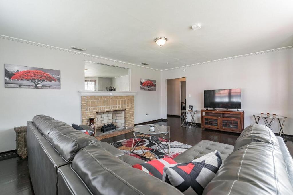 Comfy Pet Friendly Home In Jacksonville Mins To Downtown'S Exterior photo